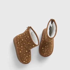 NWT Gap toddler girl boots with gold stars